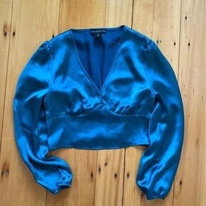 House of Harlow blue satin long sleeve crop top